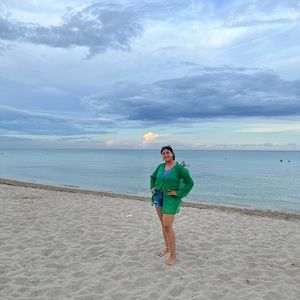 Green button up T shirt, long, size large